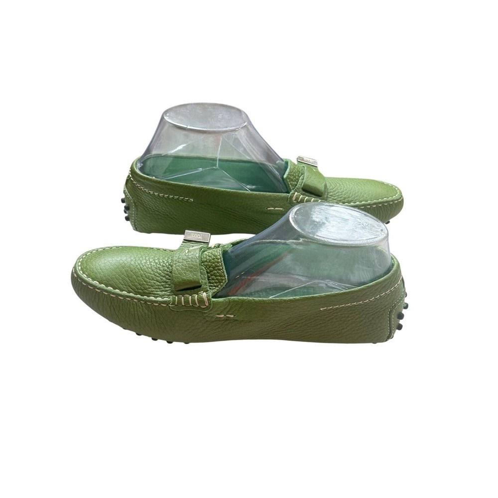 Tod's Gommino Driving Loafers Kelly Green Leather Size 8 Never Worn
